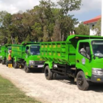 FOTO 30 April_Sejumlah truk sampah untuk Kota Kendari. (dok. pemprovsultra)