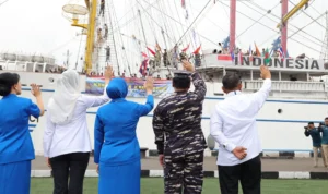FOTO 6 April_Pelayaran muhibah KRI Bima Suci milik TNI Angkatan Laut (AL) sebagai ajang promosi. dok. umkm.go.if