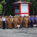 FOTO 8 April_Para Aparatur Sipil Negara (ASN) Pemeirntah Kota Bekasi saat Apel pagi. (dok. bekasikota.go.id