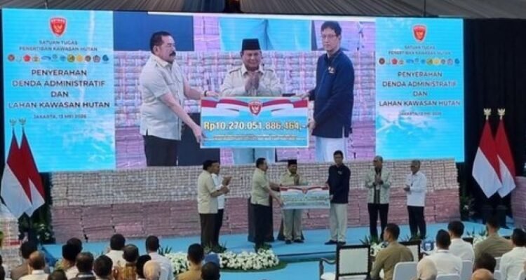 FOTO 13 Mei_Penyerahan uang Rp10,2 triliun di kantor Kejaksaan Agung, Jakarta Selatan yang disaksikan langsung oleh Presiden Prabowo Subianto.