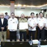 FOTO 15 Mei_Penandatanganan Perjanjian Kerja Sama (PKS) terkait dengan pengolahan sampah di Kabupaten Bekasi. dok. jabarprov