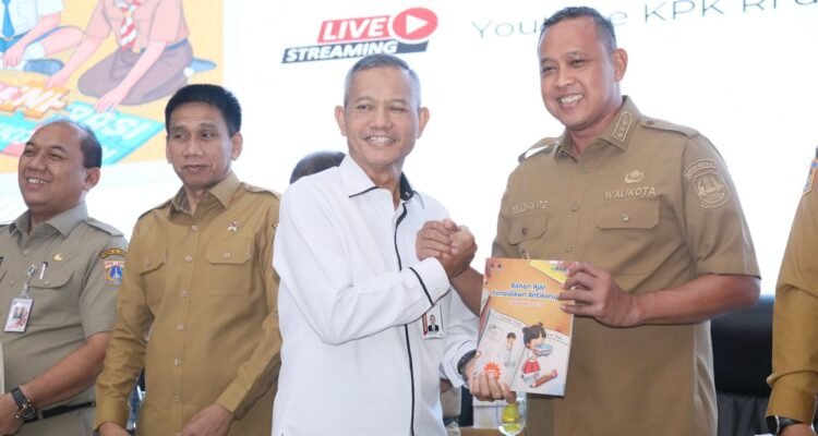 FOTO 16 Mei_Kegiatan peluncuran buku panduan dan bahan ajar pendidikan antikorupsi untuk jenjang Pendidikan Anak Usia Dini (PAUD), pendidikan dasar hingga pendidikan menengah