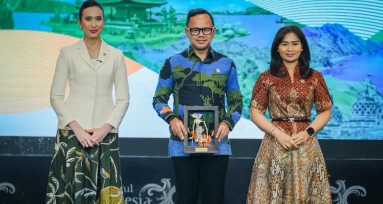 FOTO 24 Mei_Penutupan Rapat Koordinasi Nasional (Rakornas) Pariwisata 2026 yang diselenggarakan Kementerian Pariwisata. dok. kemenpar