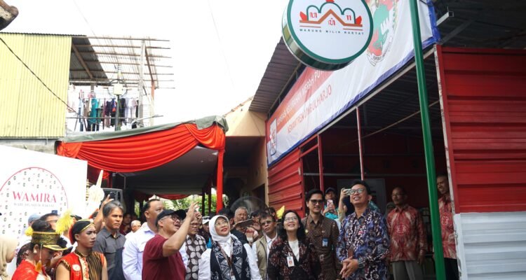 FOTO 24 Mei_Peresmian Warung Milik Rakyat (Wamira) sebagai unit usaha baru dari Koperasi Kelurahan Merah Putih (KKMP) di Giwangan, Kota Yogyakarta.