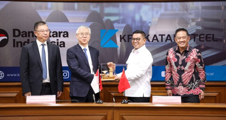 FOTO 27 Mei_Penandatanganan nota kesepahaman antara PT Krakatau Steel (Persero) Tbk. dengan Pemerintah Provinsi Hebei di Gedung Krakatau Steel, Kuningan, Jakarta. bantenprov