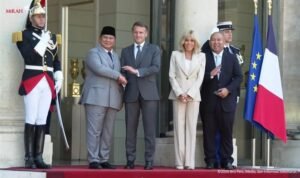 FOTO 29 Mei_Presiden Prabowo Subianto di Istana Kepresidenan Prancis, Istana Élysée, di Paris, Prancis disambut oleh Presiden Prancis Emmanuel Macron (dok. youtubesetpres