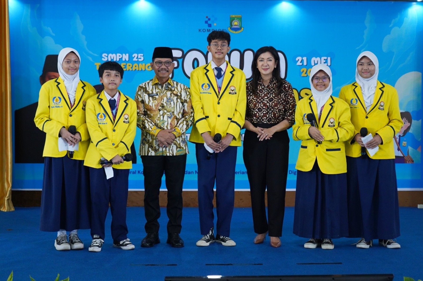 FOTO 30 Mei_kegiatan Forum Sahabat Tunas bertema Aman di Dunia Maya, Sehat di Dunia Nyata di SMPN 25 Kota Tangerang, Banten.