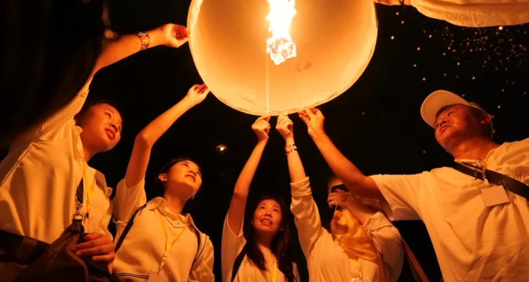 FOTO 31 Mei_Festival Lampion di Candi Borobudur yang berada di Kabupaten Magelang, Jawa Tengah. dok. injourneydestination
