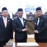 FOTO 5 Mei_Rapat Paripurna DPRD Kabupaten Bekasi dalam rangka penetapan dan penyampaian keputusan DPRD