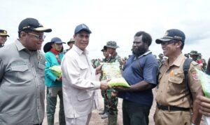 FOTO 9 Mei_Kunjungan kerja di Kampung Wanam, Distrik Ilwayab, Kabupaten Merauke, Papua Selatan. dok. pertanian.go.id