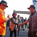 FOTO 13 Juni_Kepala BNPB Letjen TNI Suharyanto dan jajaran bersama Bupati Pangandaran Citra Pitriyami, meninjau calon lokasi gedung