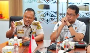 FOTO 16 Juni_Kepala Biro Hukum dan Hubungan Masyarakat Barantin Hudiansyah Is Nursal menerima kunjungan Kepala Biro Koordinasi dan Pengawasan Penyidik