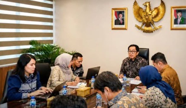 FOTO 20 Juni_Wakil Menteri Perindustrian Faisol Riza memimpin rapat pembahasan program Prioritas Transformasi Industri 2026. (dok. instagramfaisolrizaid) INI