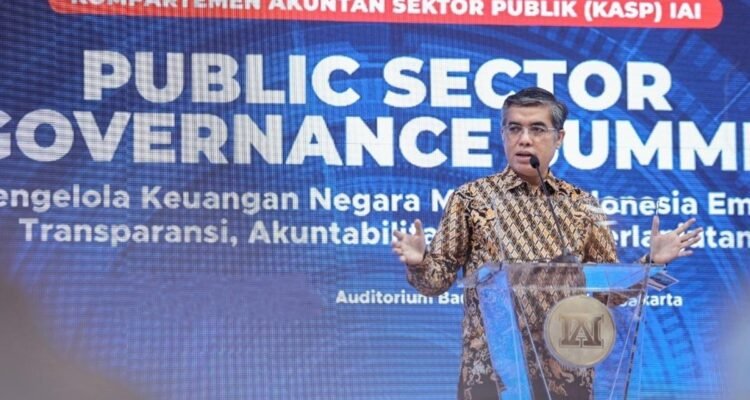 FOTO 28 Juni_Menteri Ketenagakerjaan Yassierli saat menghadiri dan menjadi pembicara pada Public Sector Governance Summit (PSGS). dok kemnaker)