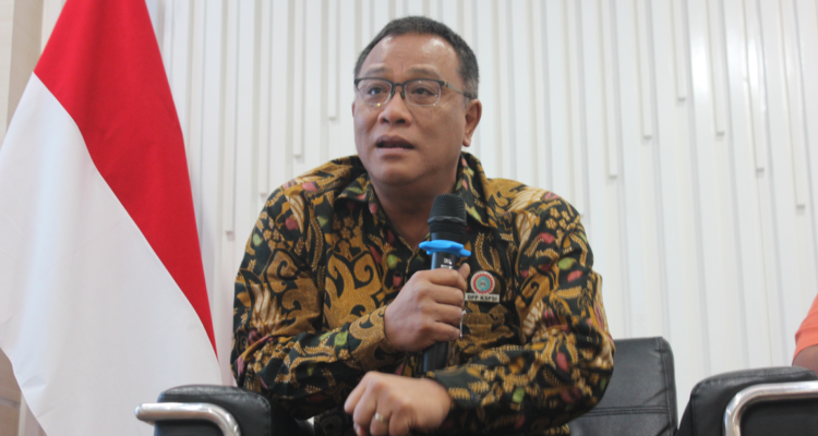 FOTO 29 April_Menteri Lingkungan Hidup (LH) yang baru, Jumhur Hidayat. (dok. istimewa)