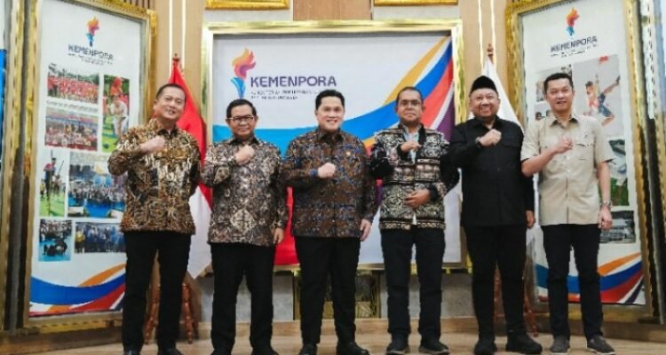 FOTO 29 Juni_Penyerahan Keputusan Menteri Pemuda dan Olahraga tentang Penetapan Tuan Rumah PON XXII ini