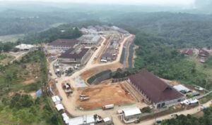 FOTO 1 Juli_Pembangunan Sekolah Rakyat di Desa Sipak, Kecamatan Jasinga, Kabupaten Bogor, Jawa Barat. (dok. pu.go.id)