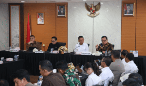 FOTO 11 Juli_Kunjungan Kerja Spesifik Komisi II DPR terkait dengan Peran Gubernur sebagai Wakil Pemerintah Pusat