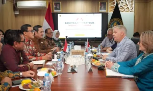 FOTO 11 Juli_Pertemuan bilateral antara Kepala Barantin Abdul Kadir Karding dengan Duta Besar Kanada untuk Indonesia Jess Dutton beserta delegasinya di Jakarta.