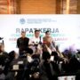 FOTO 15 Juli_Menteri Lingkungan Hidup_Kepala Badan Pengendalian Lingkungan Hidup (KLH_BPLH) Moh. Jumhur Hidayat saat memberikan keterangan pers