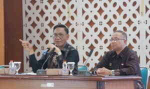 FOTO 15 Juli_Rapat Dinas dalam rangka penguatan pengembangan potensi berbasis kelurahan di Ruang Bima Balai Kota Yogyakarta. dok. jogjakota.go.id
