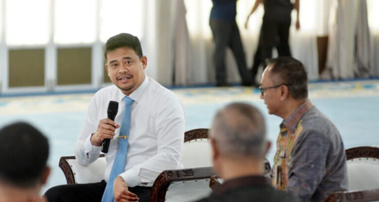 FOTO 21 Juli_Gubernur Sumut Bobby Nasution saat menerima audiensi Kepala Perwakilan Bank Indonesia (BI) Provinsi Sumut Ameriza M. Moesa beserta jajaran di Medan. sumutprov