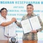 FOTO 23 Juli_Penandatanganan Kesepahaman Bersama tentang Persiapan Implementasi Pemanduan Elektronik (E-Pilotage) 2