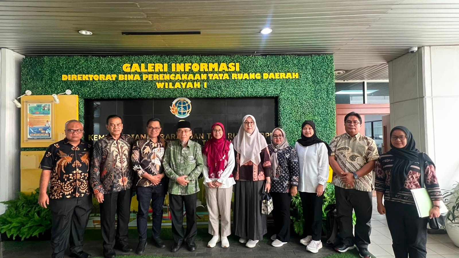 FOTO 26 Juli_Kunjungan kerja, koordinasi dan konsultasi ke Kementerian Sosial, serta Kementerian Agraria dan Tata Ruang _ Badan Pertanahan Nasional (ATR BPN) di Jakarta