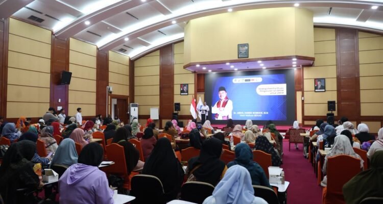 FOTO 27 Juli_kegiatan Pelatihan Kewirausahaan Strategi Efektif dan Efisien Pengurusan Izin BPOM untuk UMKM
