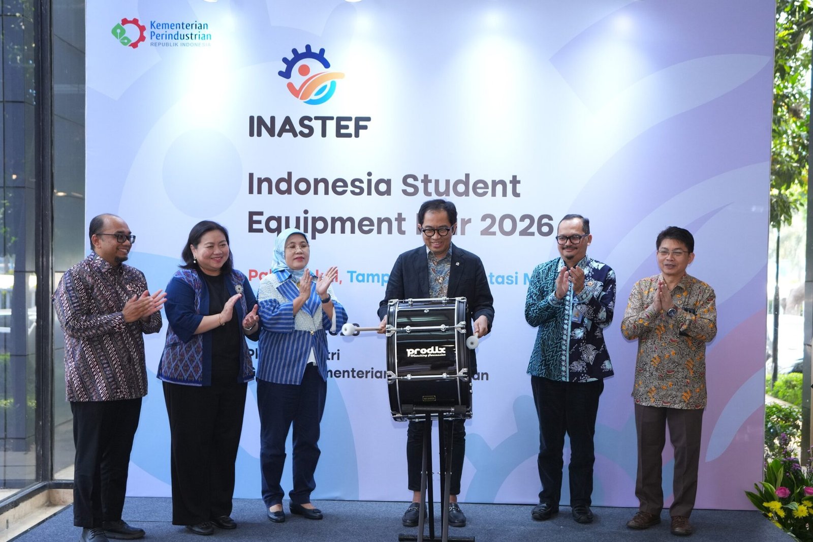 FOTO 6 Juli_membuka pameran Indonesia Student Equipment Fair (INASTEF) 2026 di Plasa Industri, Gedung Kemenperin, Jakarta