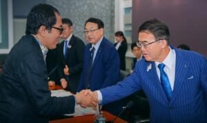 FOTO 7 Juli_Wakil Menteri Perindustrian Faisol Riza saat menerima kunjungan Gubernur Prefektur Aichi
