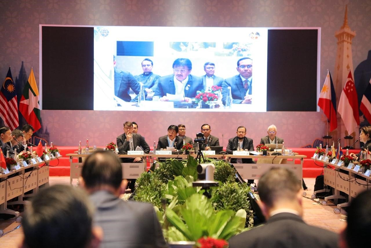 FOTO 8 Juli_Pertemuan 17th ASEAN-China Working Group on Regional Air 2