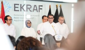 FOTO 9 Juli_Menteri Ekonomi Kreatif_Kepala Badan Ekonomi Kreatif (Ekraf) Teuku Riefky Harsya