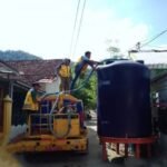 FOTO 1 Agustus_Penyaluran air bersih ker rumah penduduk oleh Kementerian Pekerjaan Umum. dok. pu.go.id INI