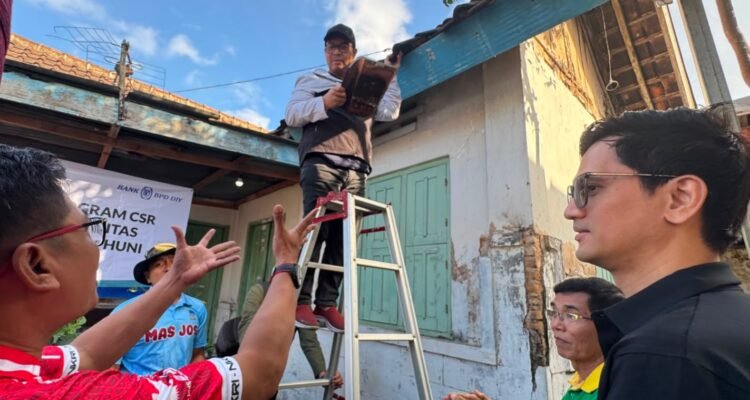 FOTO 10 Agustus_Kegiatan program bedah Rumah Tidak Layak Huni (RTLH) di Kota Yogyakarta. (dok. jogjakota.go.id)