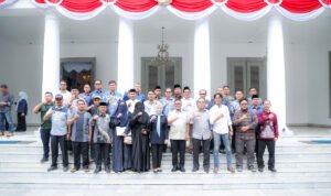 FOTO 11 Agustus_ Audiensi perwakilan masyarakat dari tiga kecamatan itu di Gedung Negara Provinsi Banten, Kota Serang. dok. bantenprov.go.id