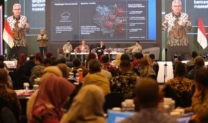 FOTO 11 Agustus_Diskusi dan sharing best practice penanganan bencana Siklon Senyar Sumatra saat Rapat Koordinasi Teknis Penanggulangan Bencana (Rakortek PB) di Kota Bogor