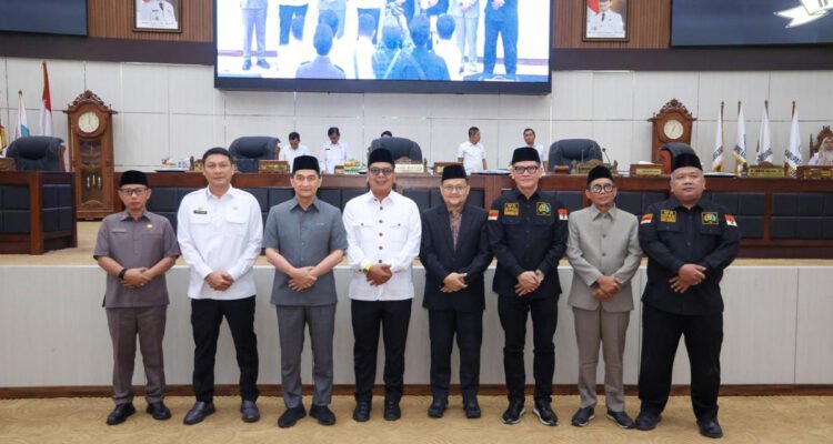 FOTO 13 Agustus_DPRD Serang, Banten