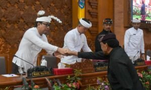 FOTO 13 Agustus_Sidang Paripurna ke-13 Masa Persidangan II DPRD Kota Denpasar dengan agenda Penyampaian Pemandangan Umum dan Pendapat Akhir Fraksi
