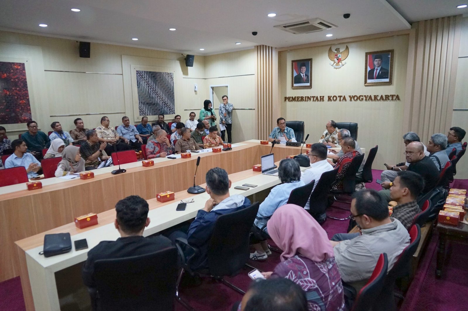 FOTO 16 Agustus_Konsolidasi Pemkot Yogyakarta dan Komdigi pada Pilot Project Penataan Kabel Fiber Optik. jogjakora