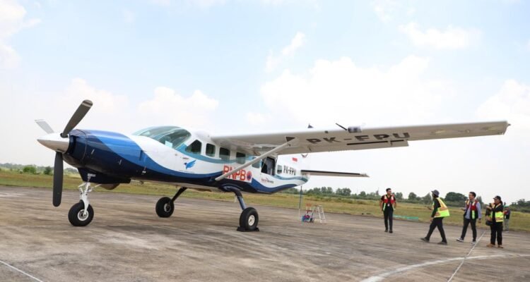 FOTO 2 Agustus_BNPB menyiagakan pesawat Cessna Caravan 208B PK-FPU di untuk Operasi Modifikasi Cuaca di Kalimantan Tengah.