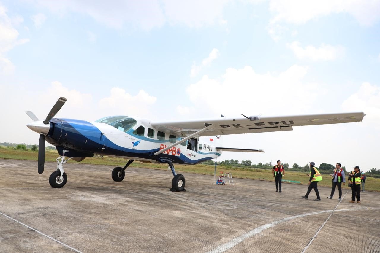 FOTO 2 Agustus_BNPB menyiagakan pesawat Cessna Caravan 208B PK-FPU di untuk Operasi Modifikasi Cuaca di Kalimantan Tengah.