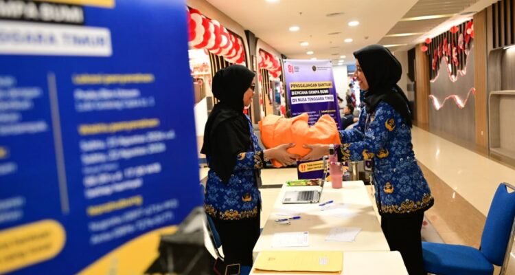 FOTO 20 Agustus_Bantuan kemanusiaan bagi masyarakat terdampak bencana gempa bumi di Pulau Flores 3