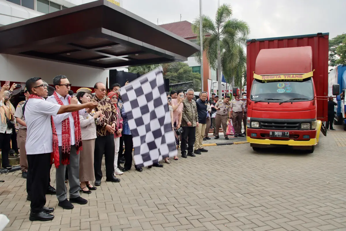 FOTO 21 Agustus_Pelepasan ekspor komoditas unggulan asal Banten dgn nilai Rp40,8 miliar pada kegiatan Merdeka Ekspor Komoditas Unggulan Banten di Satuan Pelayanan Bandara Soekarno-Hatta
