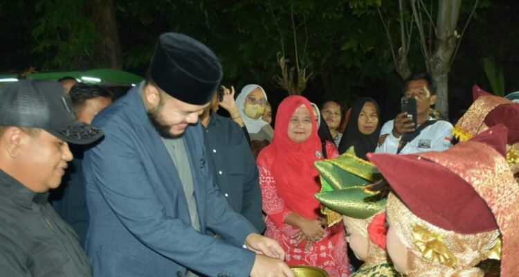 FOTO 23 Agustus_Malam Puncak Warga Jawa Gadut Limau Manis. padang.go.id