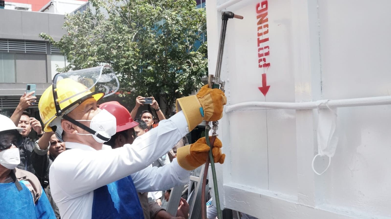 FOTO 28 Agustus_Kegiatan Normalisasi dan Penyesuaian Dimensi Kendaraan Angkutan Barang di Kalimantan Timur. dok. hubdatkemenhub