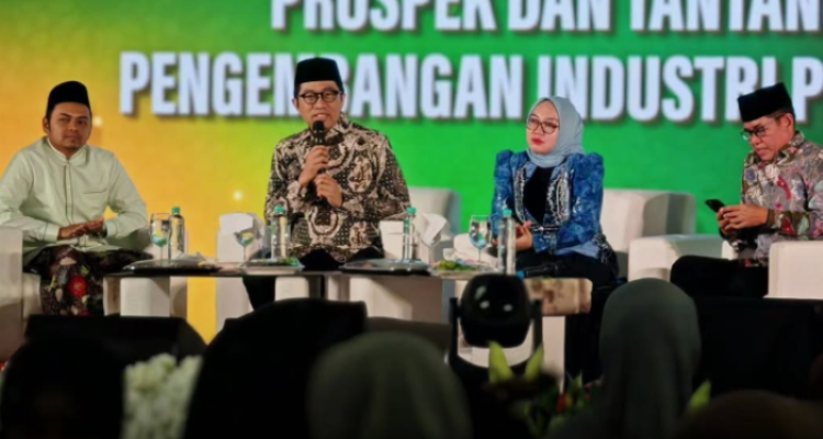 FOTO 29 Agustus_Forum Majelis Pemberdayaan Indonesia menghadirkan Wakil Menteri Perindustrian Faisol Riza
