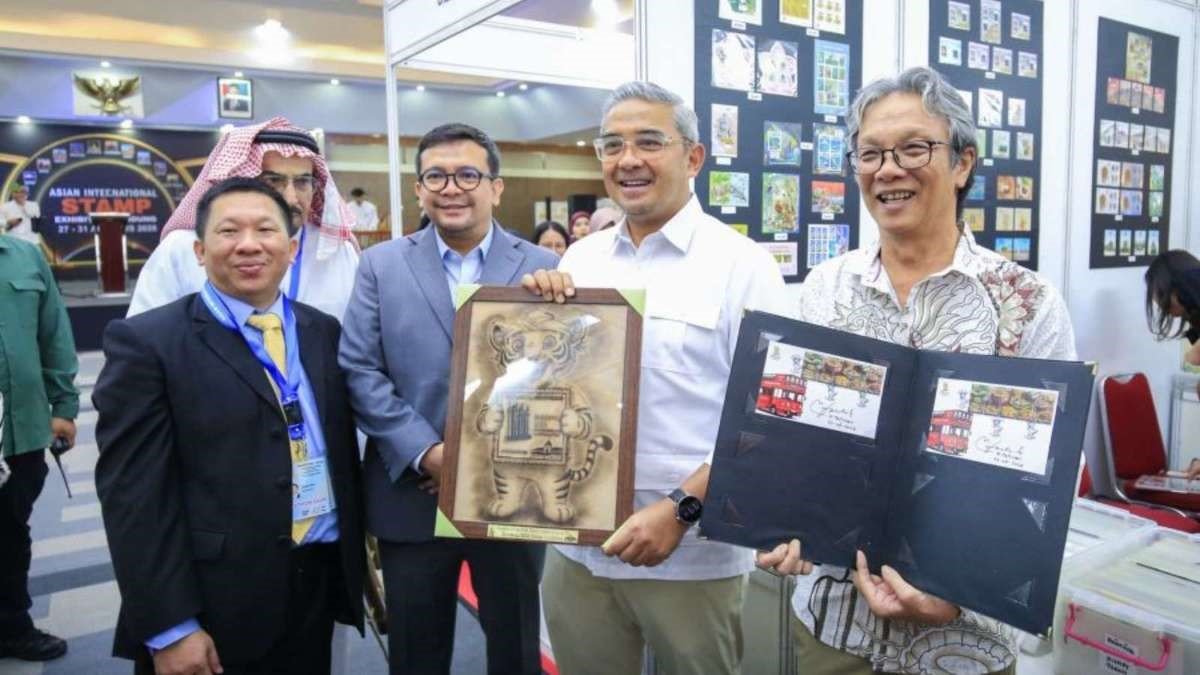 FOTO 29 Agustus_Pembukaan Bandung 2026 Asian International Stamp Exhibition di Graha Pos Indonesia. dok. jabarprov.go.id