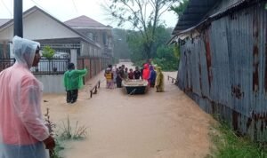 FOTO 3 Agustus_Banjir merendam sebagian wilayah Kota Padang. (dok. bpbdkotapadang)