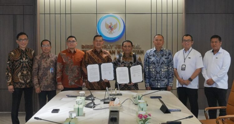 FOTO 30 Agustus_Penandatanganan Nota Kesepahaman antara PT Garam (Persero) dan PT Nindya Karya (Persero). dok. kkp